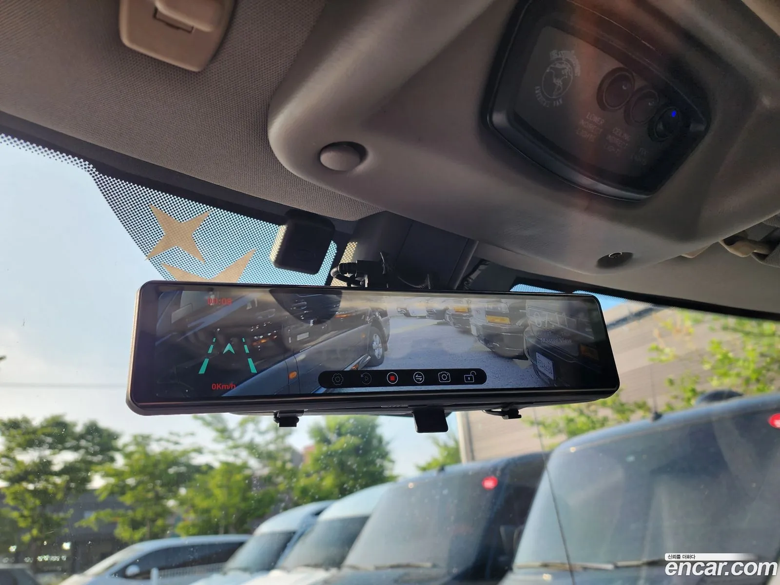 Chevrolet Express Van 2019 — 4