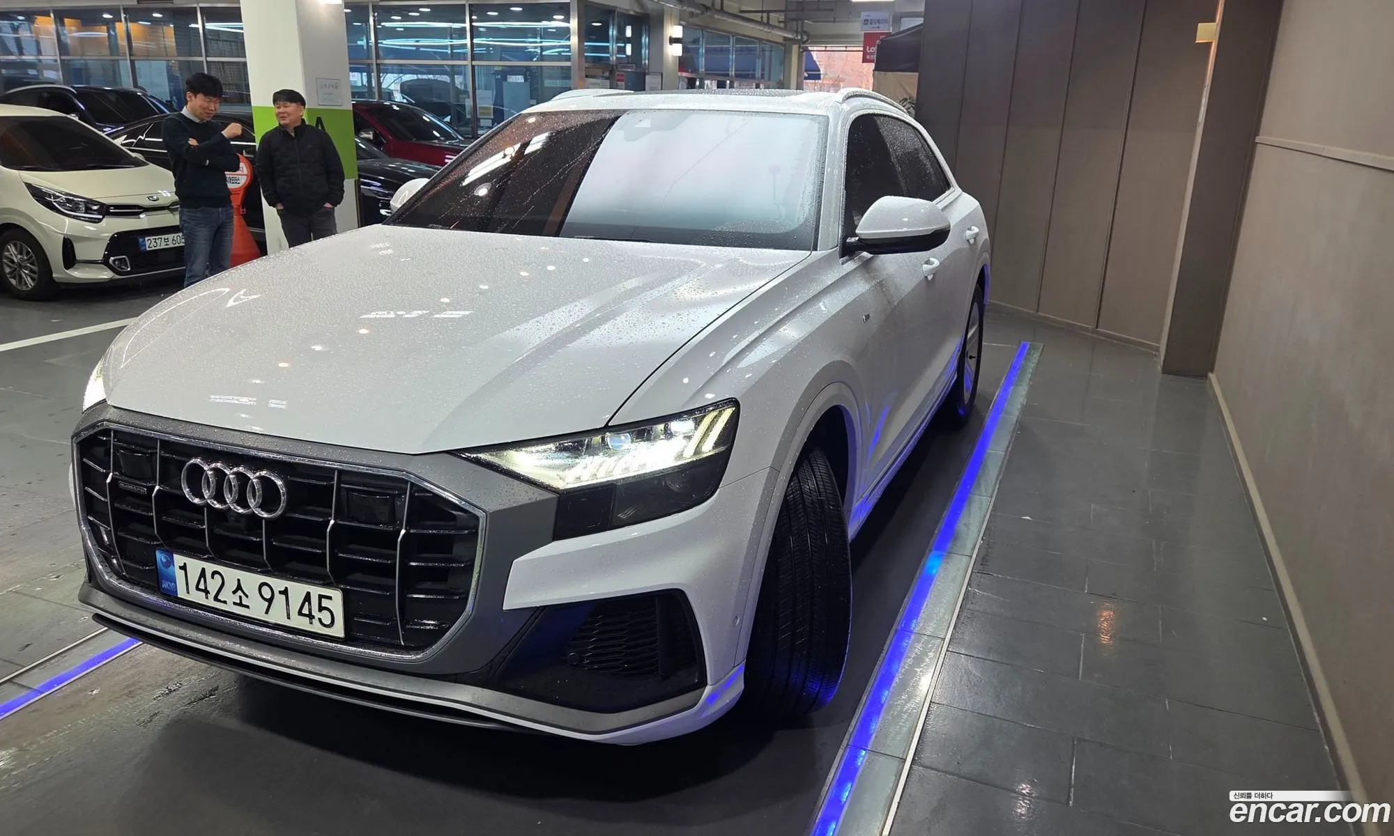 Audi Q8 2021 — 18