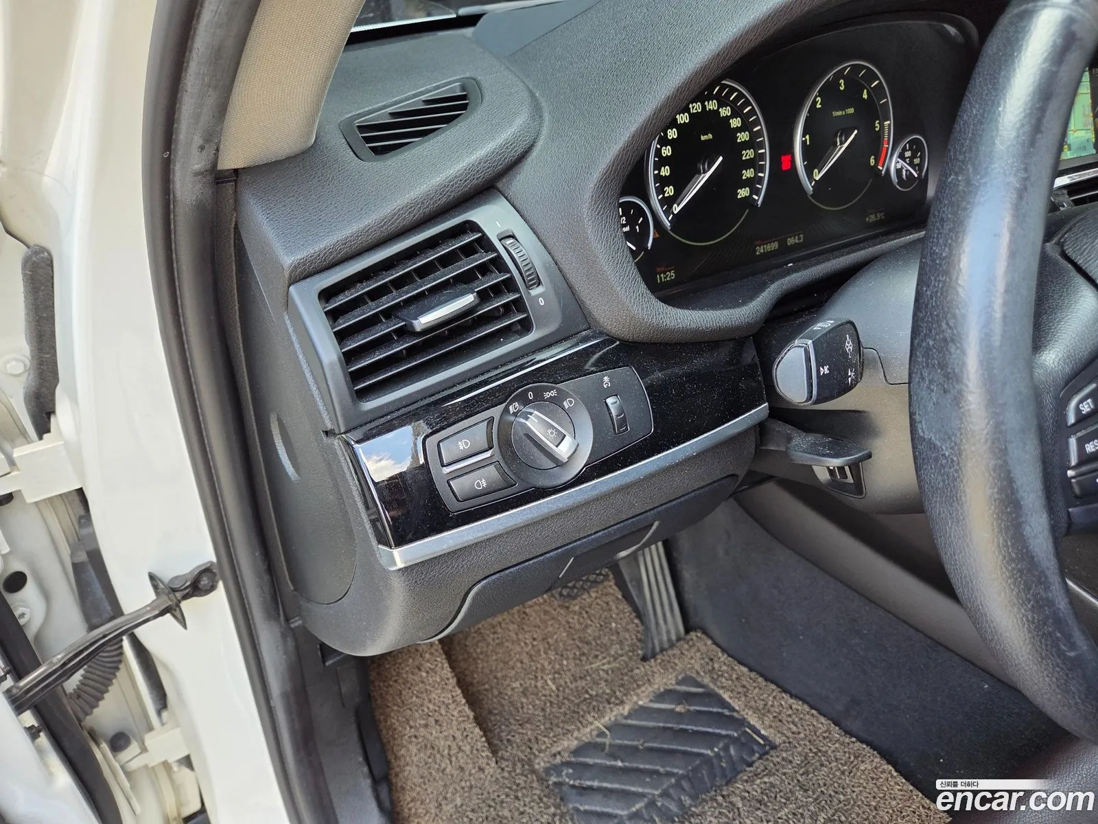 BMW X3 2016 — 12