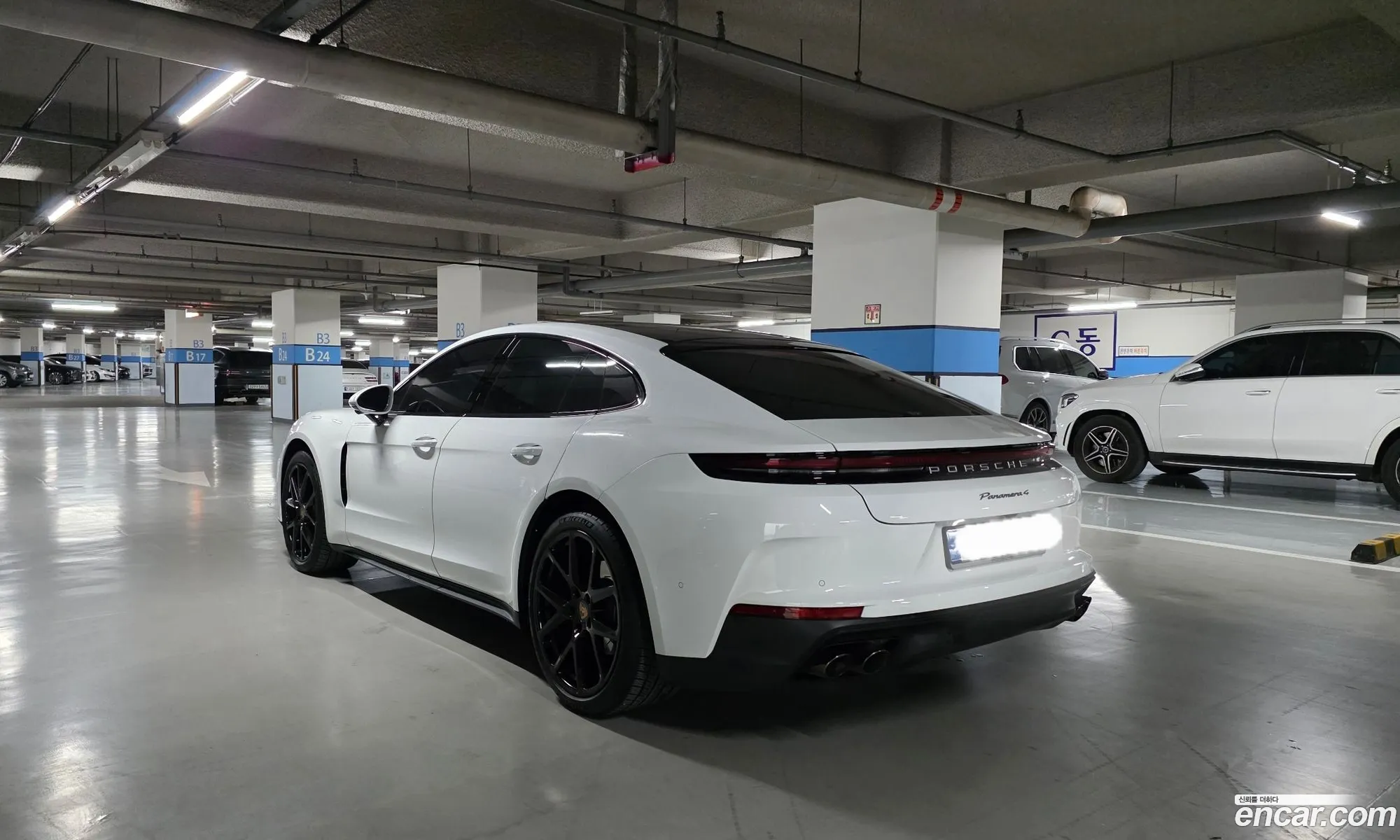 Porsche Panamera 2024 — 3