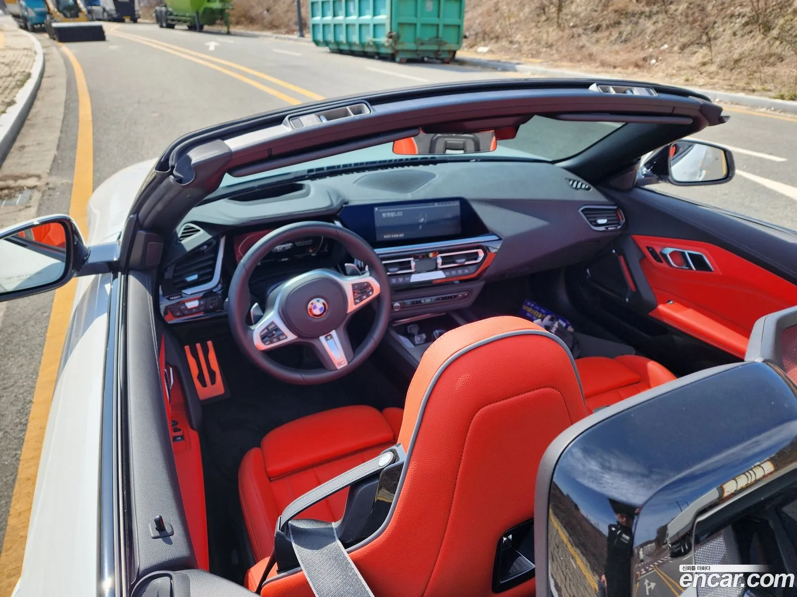 BMW Z4 2023 — 2