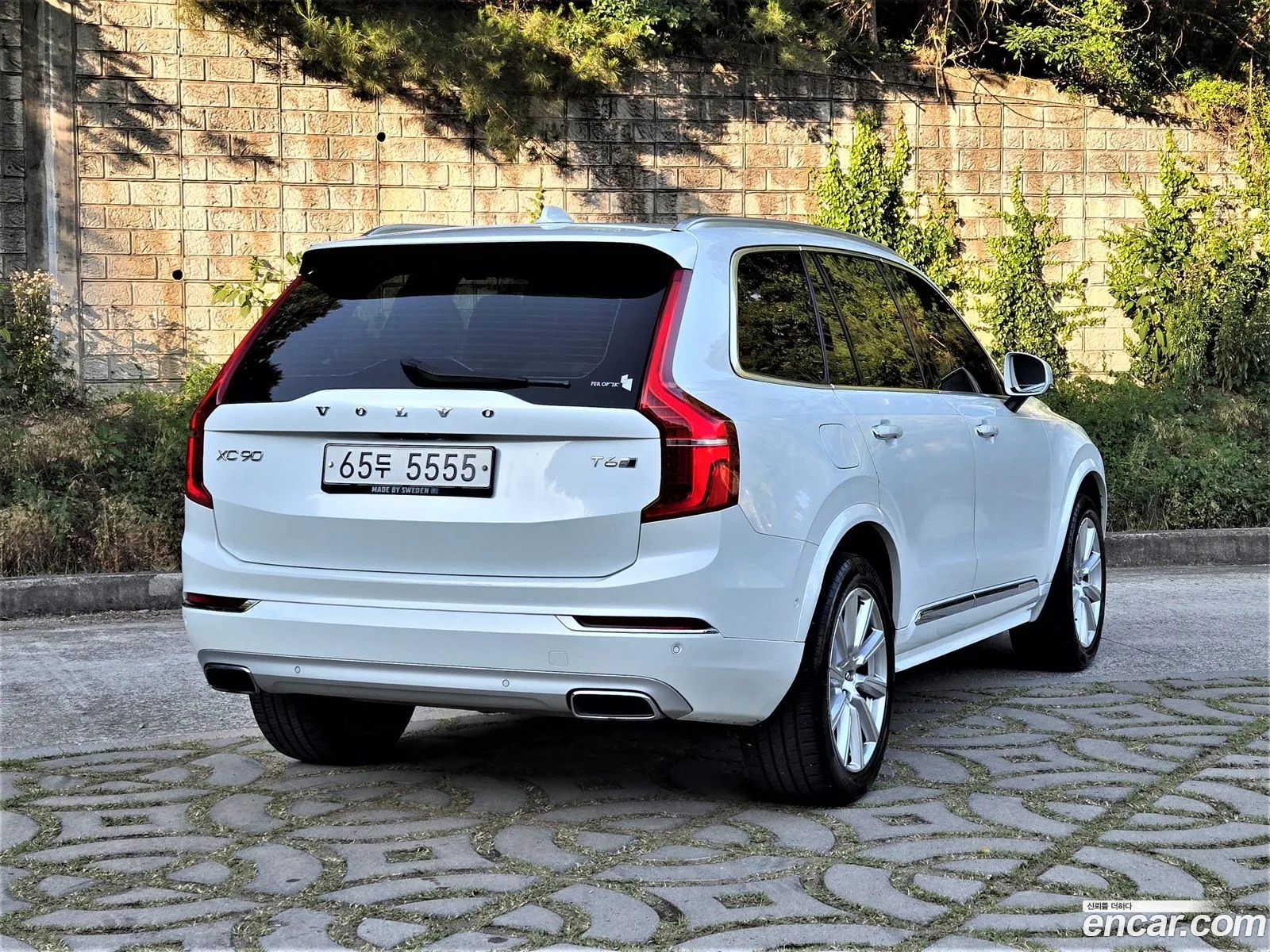 Volvo XC90 2017 — 13