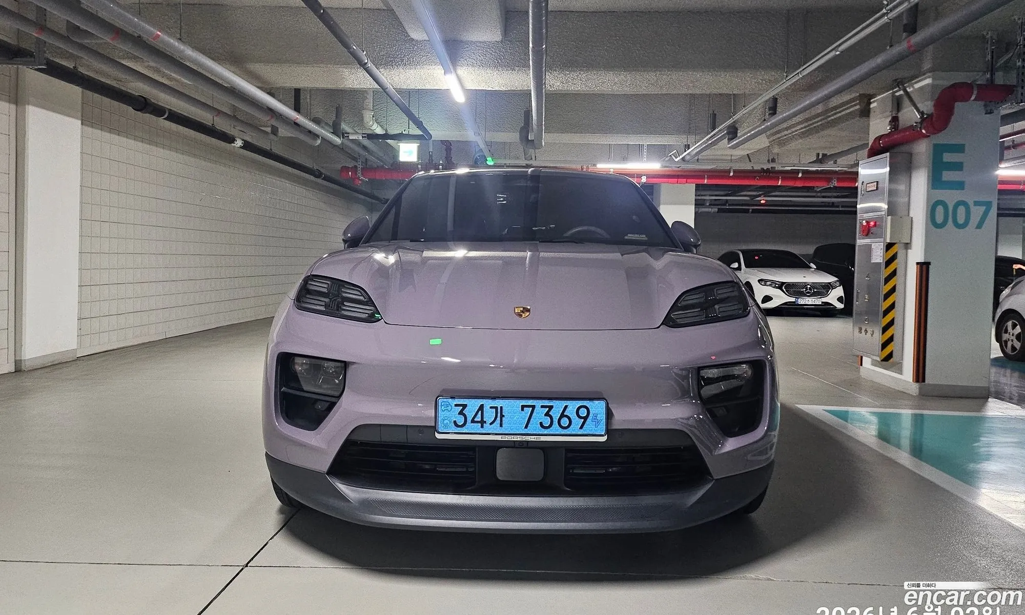 Porsche Macan EV 2025 — 6