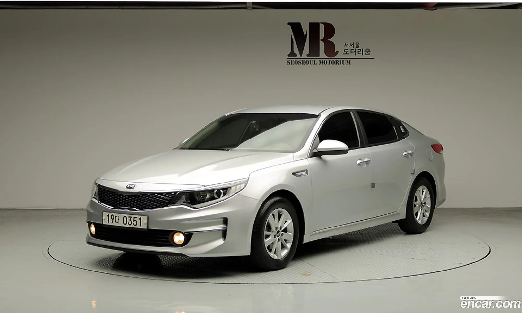 Kia K5 2016 — 2