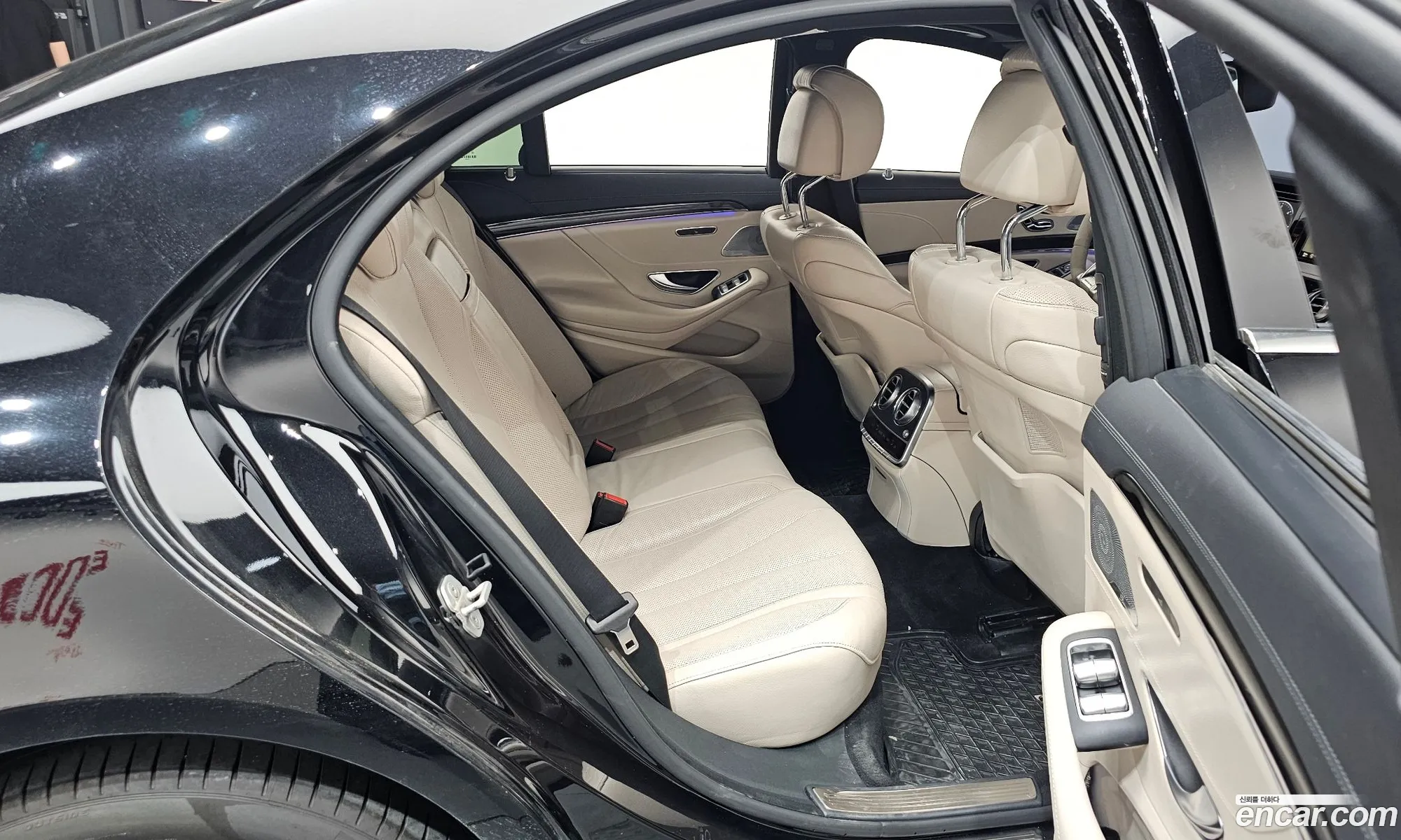 Mercedes-Benz S-Class W222 2015 WDDUF3DB7FA157630 — 12