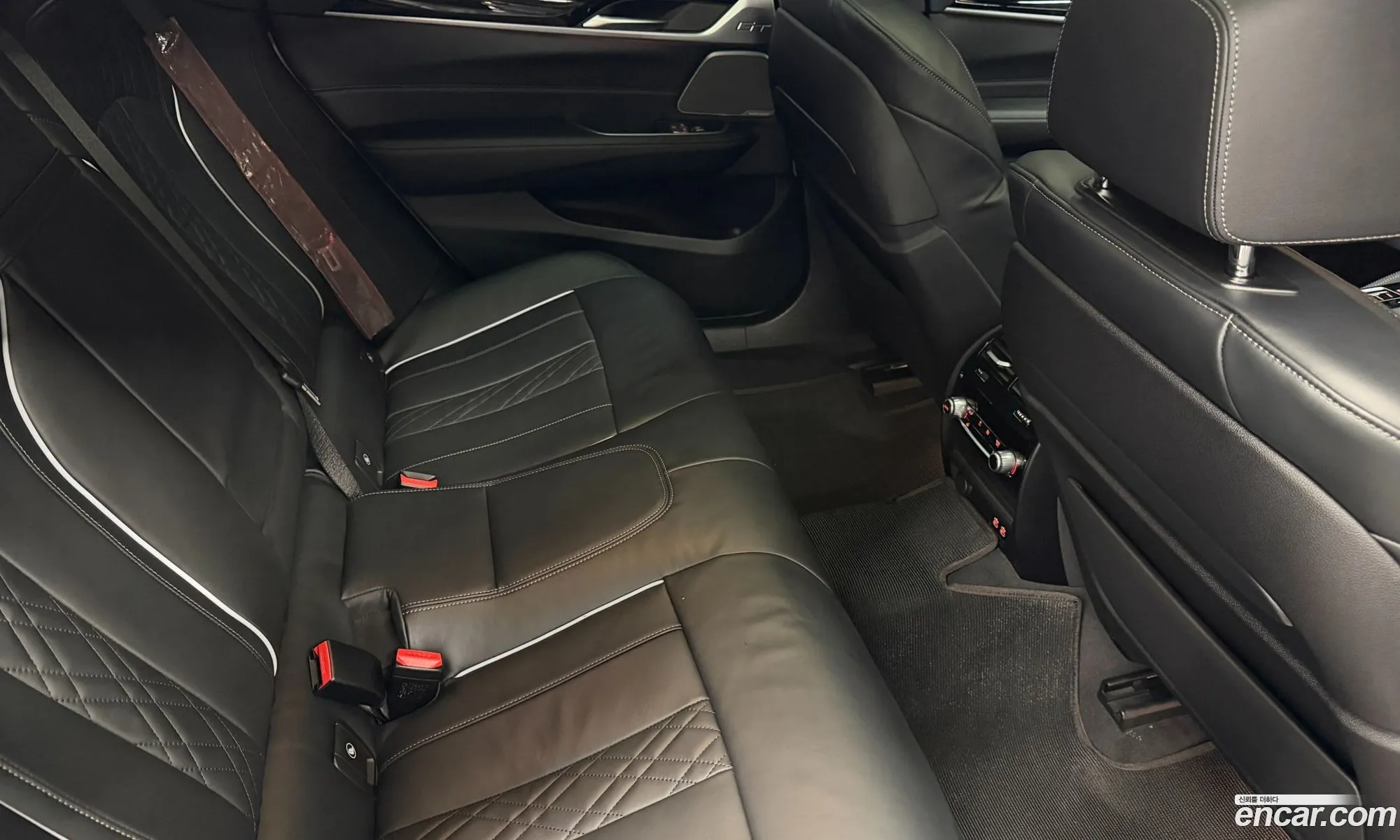 BMW 6 Series GT 2024 — 19