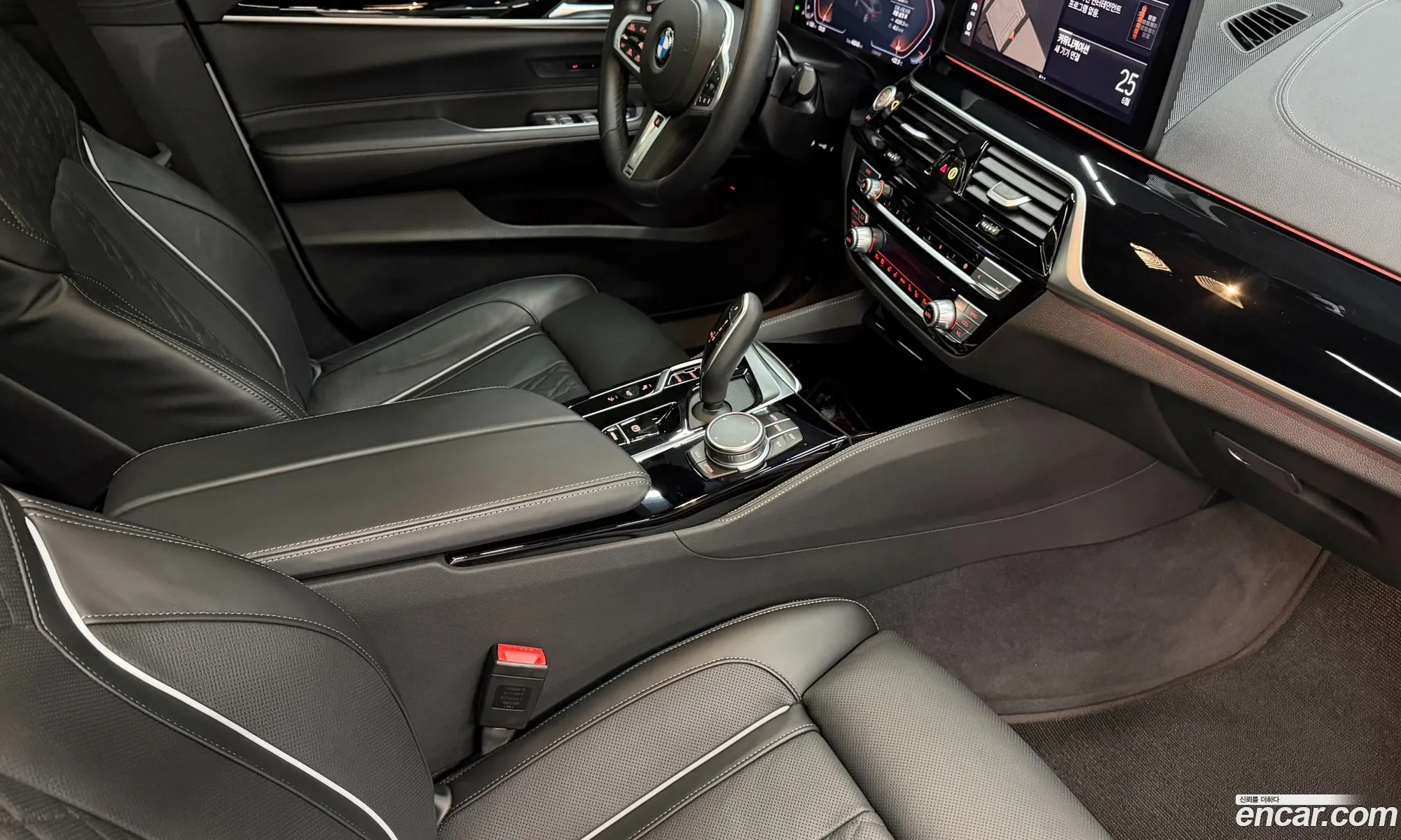 BMW 6 Series GT 2024 — 18