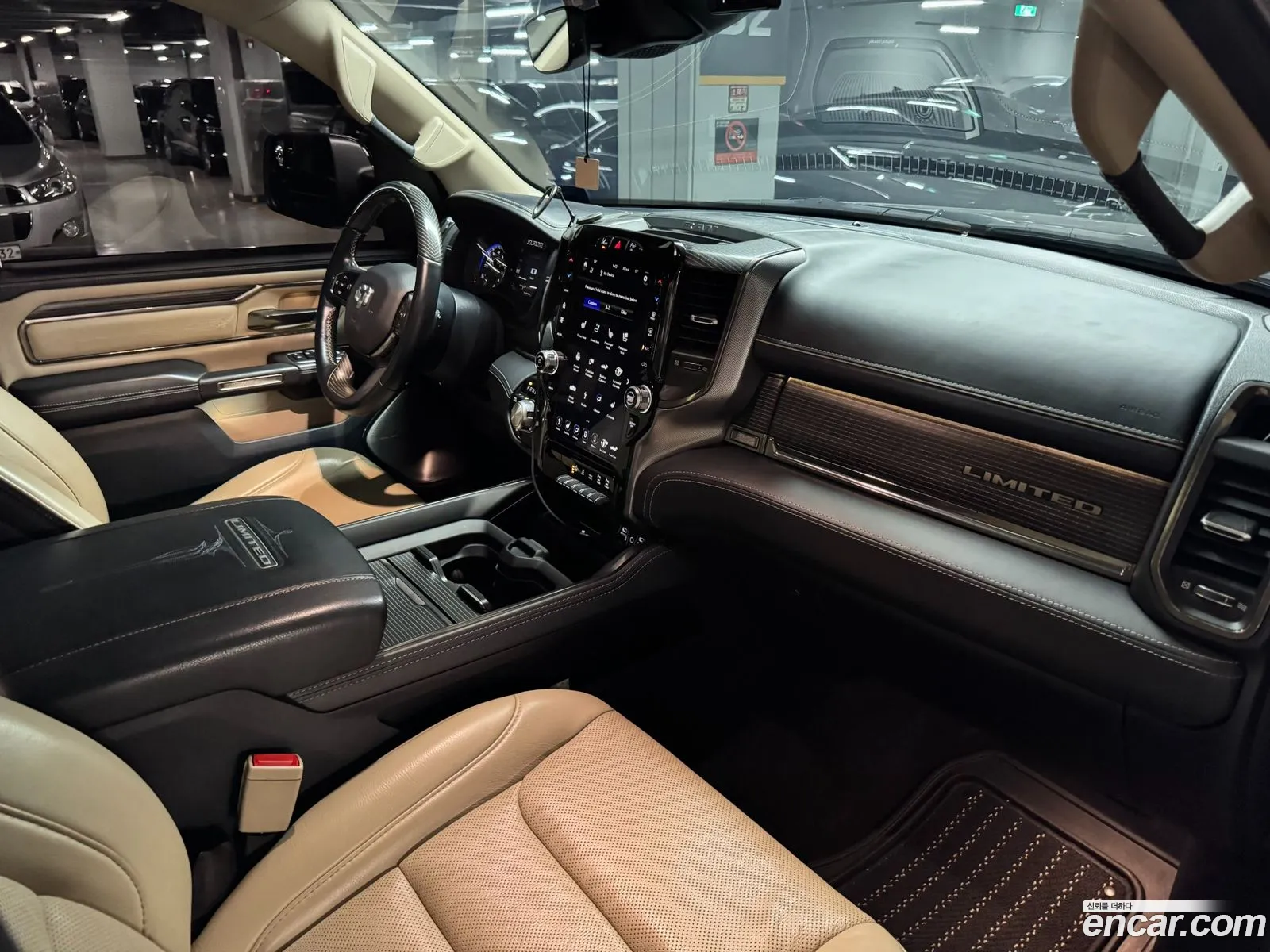 Dodge Ram Pickup 2020 — 3