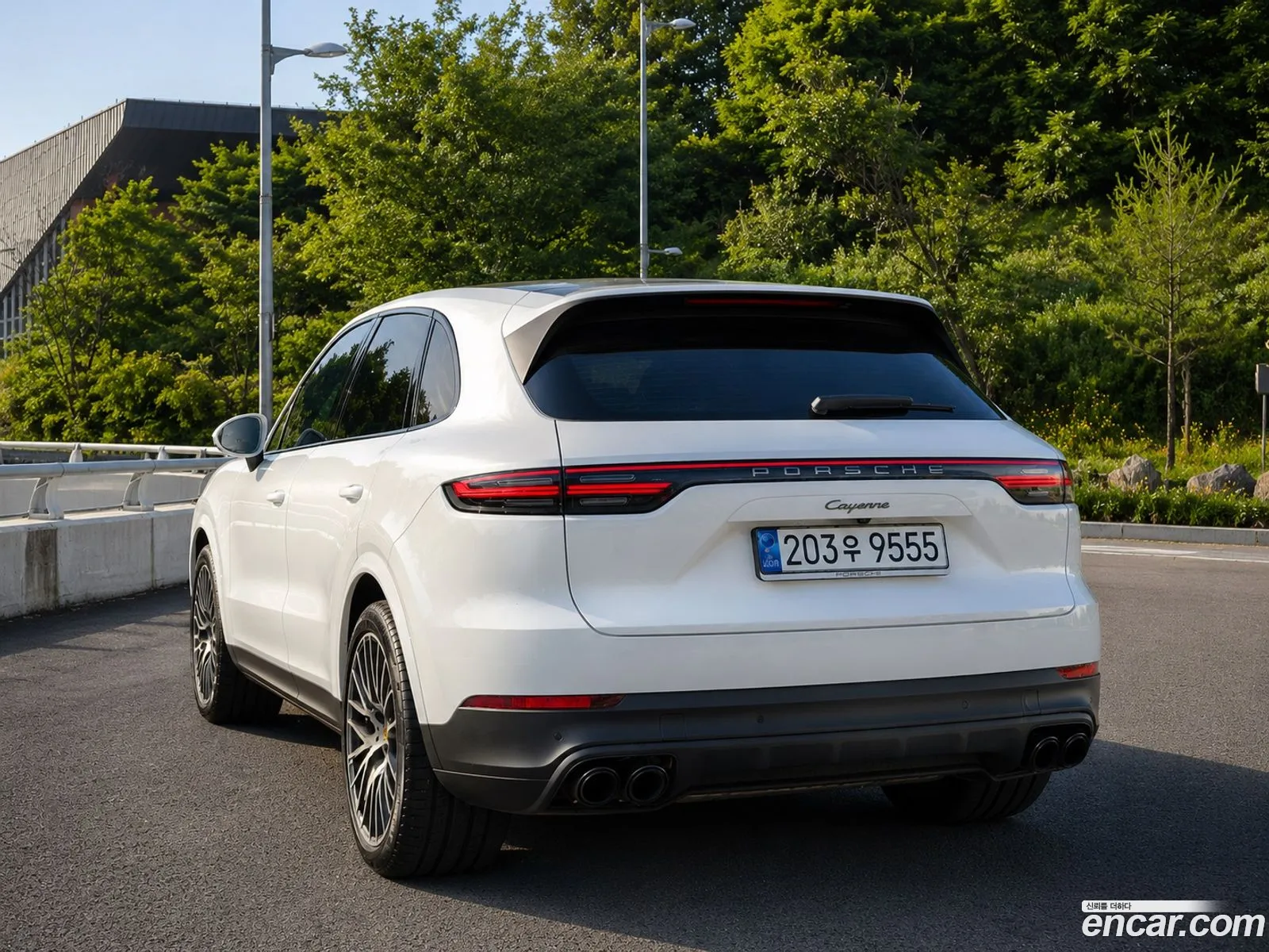 Porsche Cayenne 2022 — 19