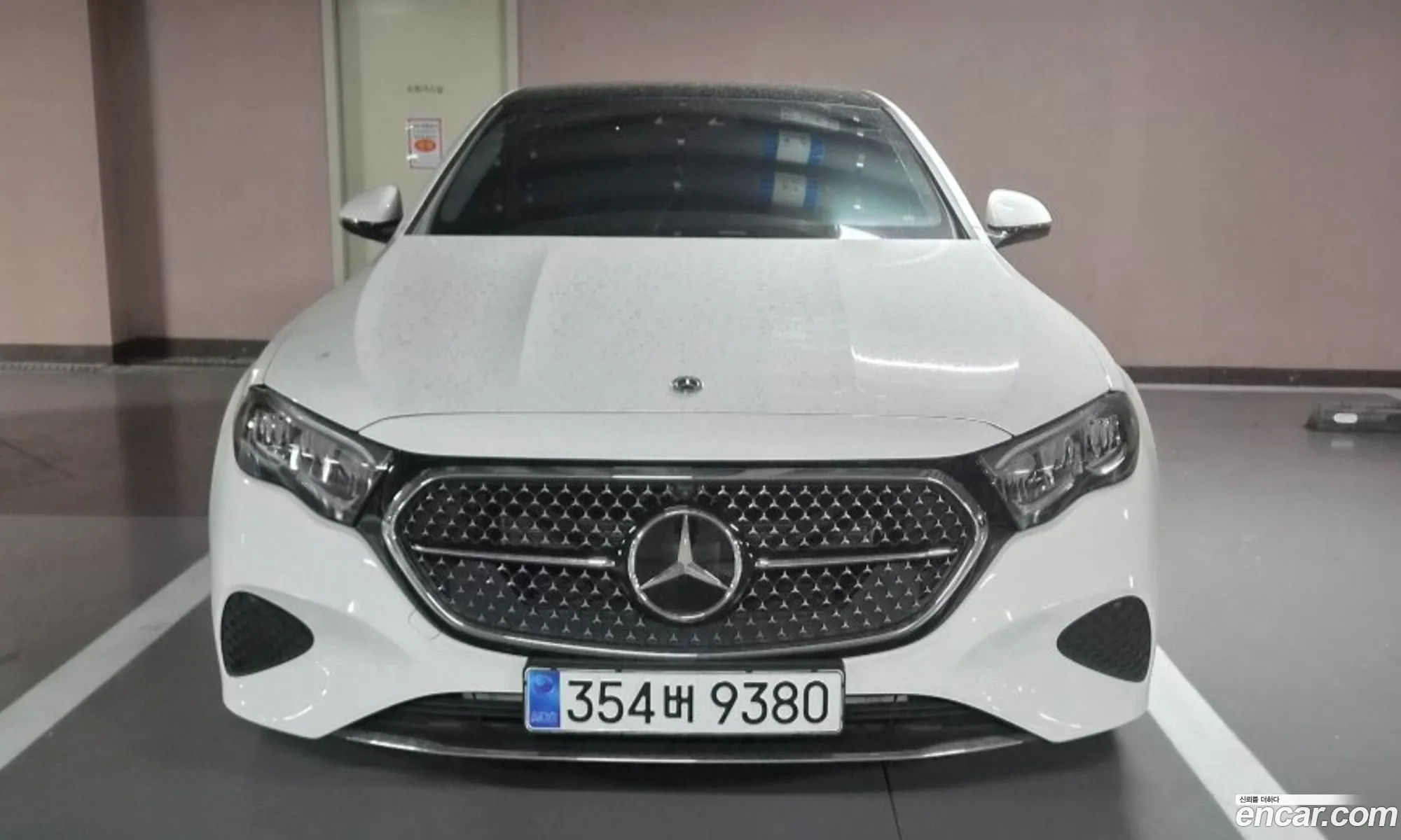 Mercedes-Benz E-Class W214 2025 — 17