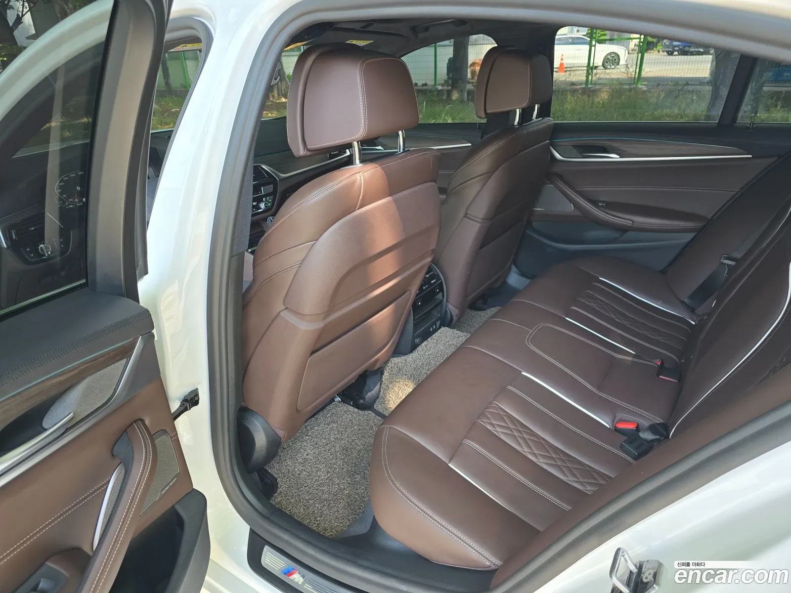 BMW 5 Series 2020 — 10
