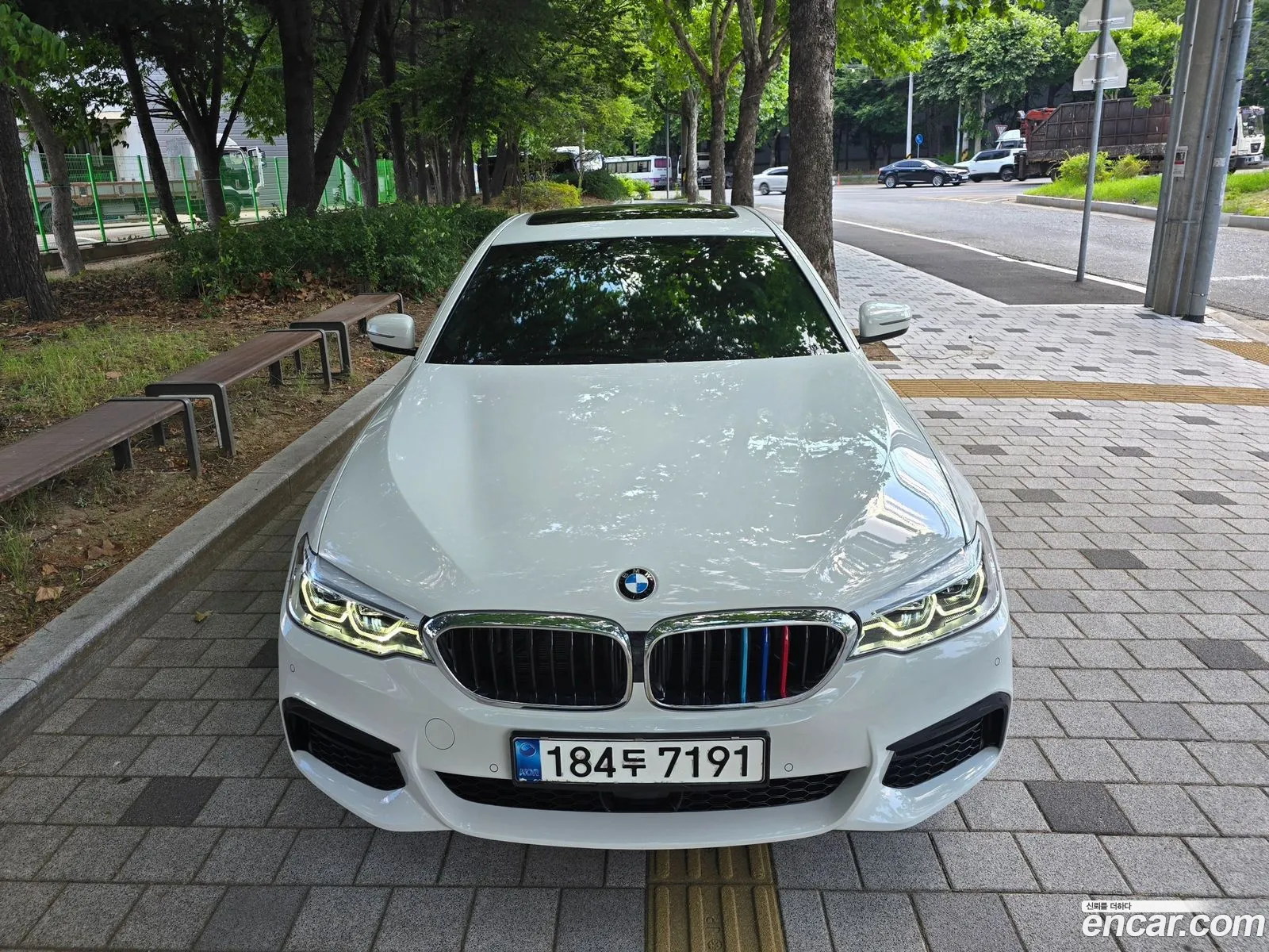 BMW 5 Series 2020 — 15