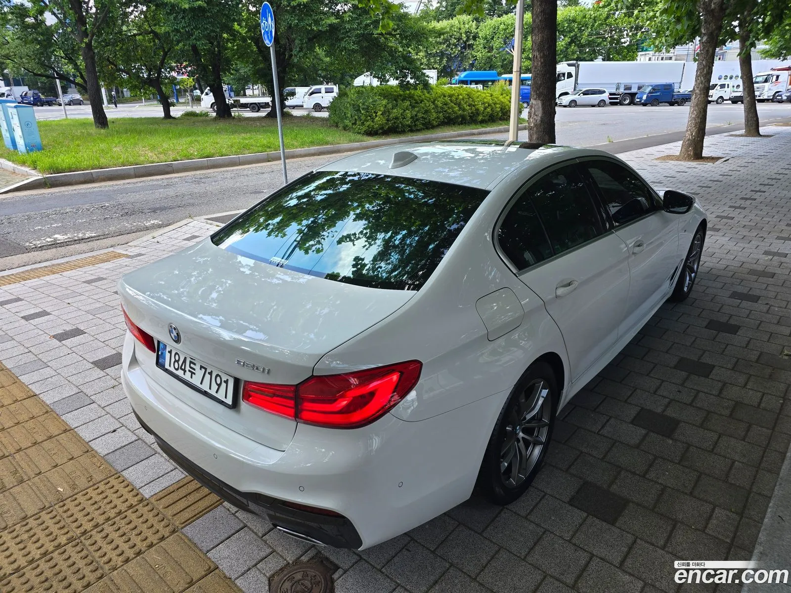 BMW 5 Series 2020 — 13