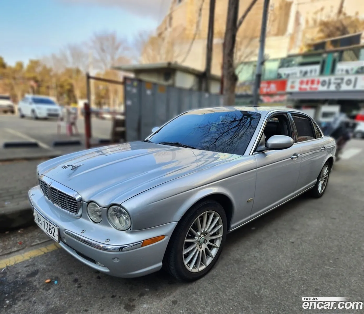 Jaguar XJ8 2006 — 6