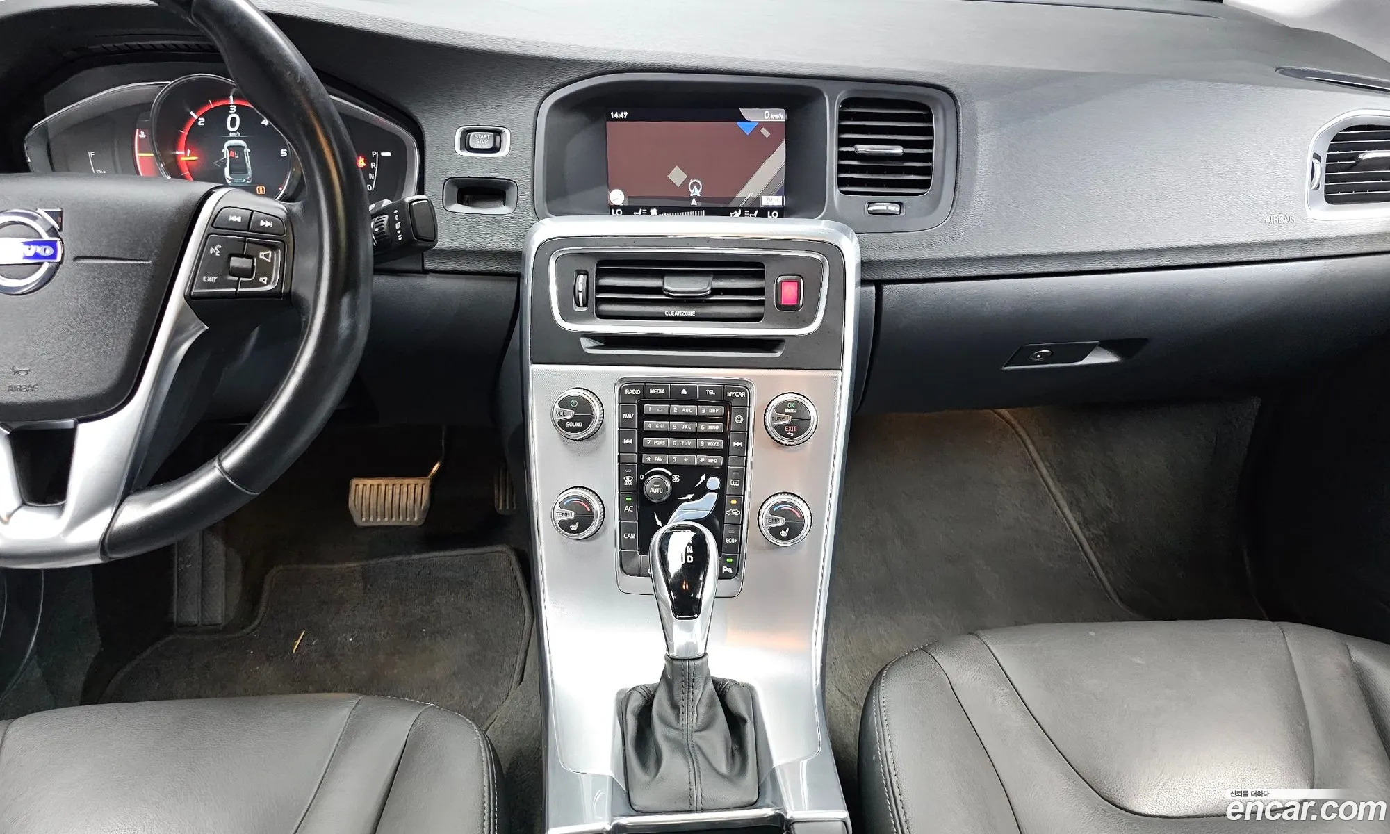 Volvo S60 2017 YV1FS79B0H2440076 — 14