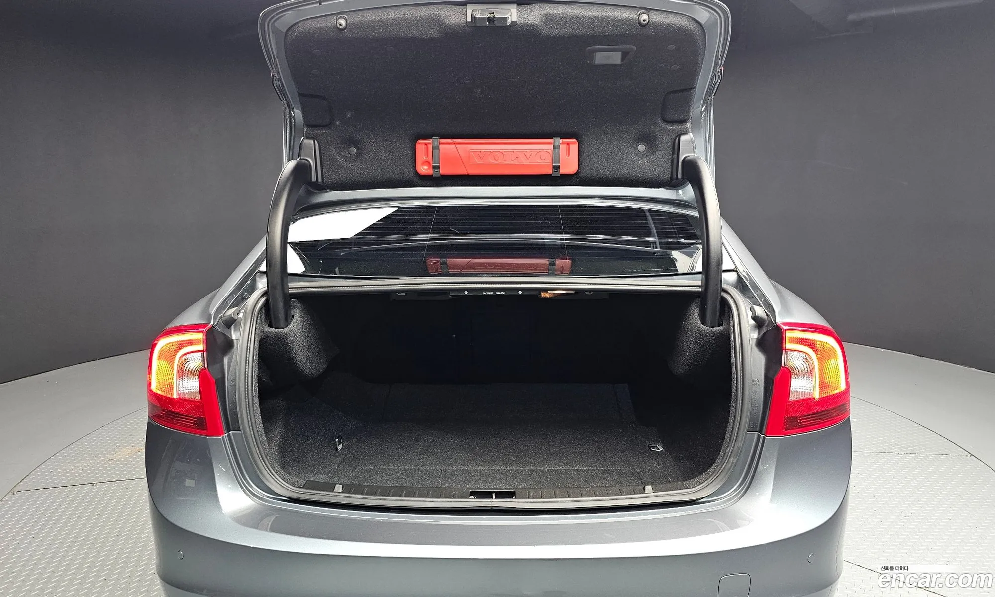 Volvo S60 2017 YV1FS79B0H2440076 — 5
