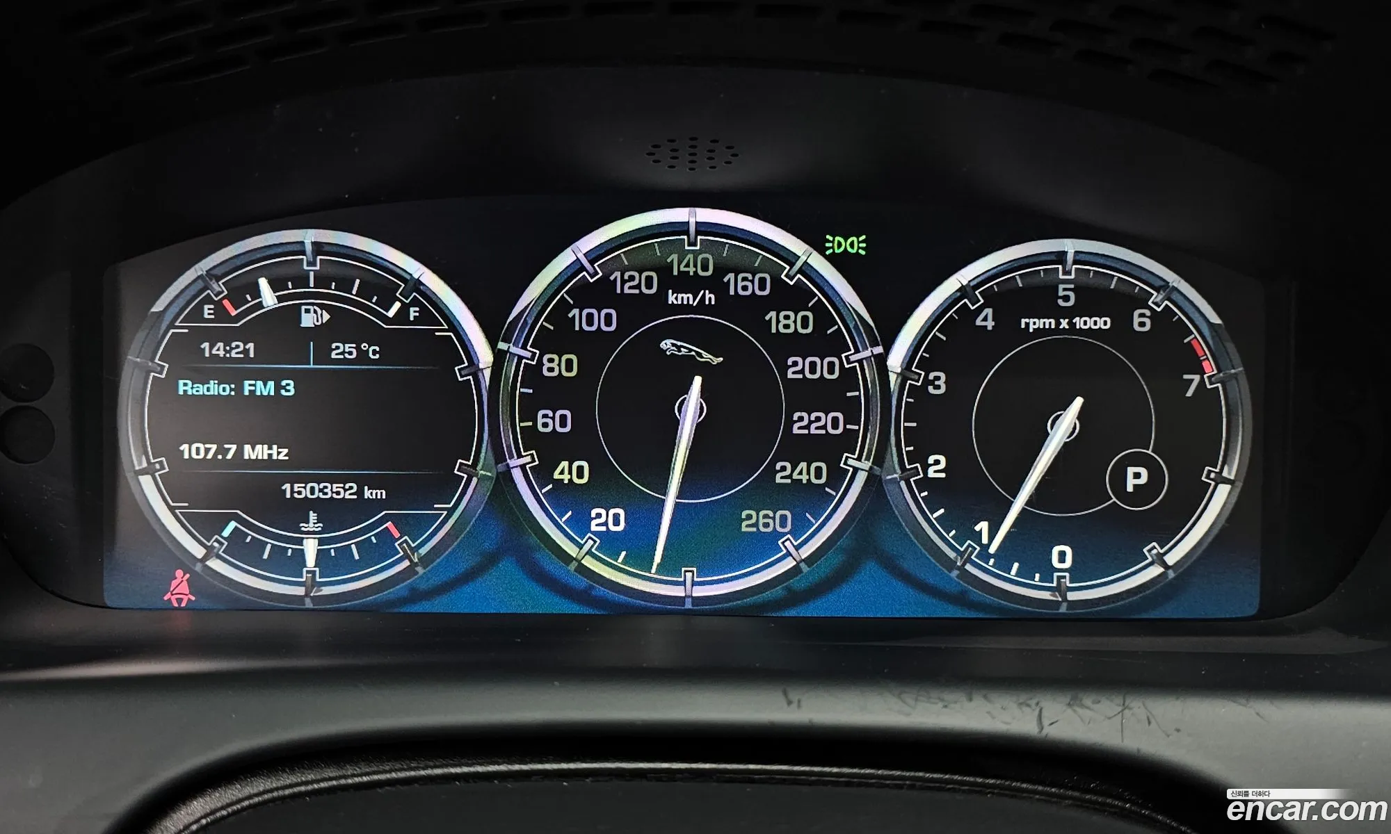 Jaguar XJ 2014 SAJAA10S2EPV70185 — 18