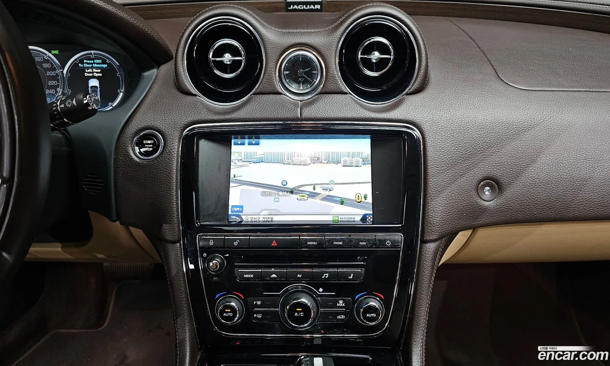 Jaguar XJ 2014 SAJAA10S2EPV70185 — 8
