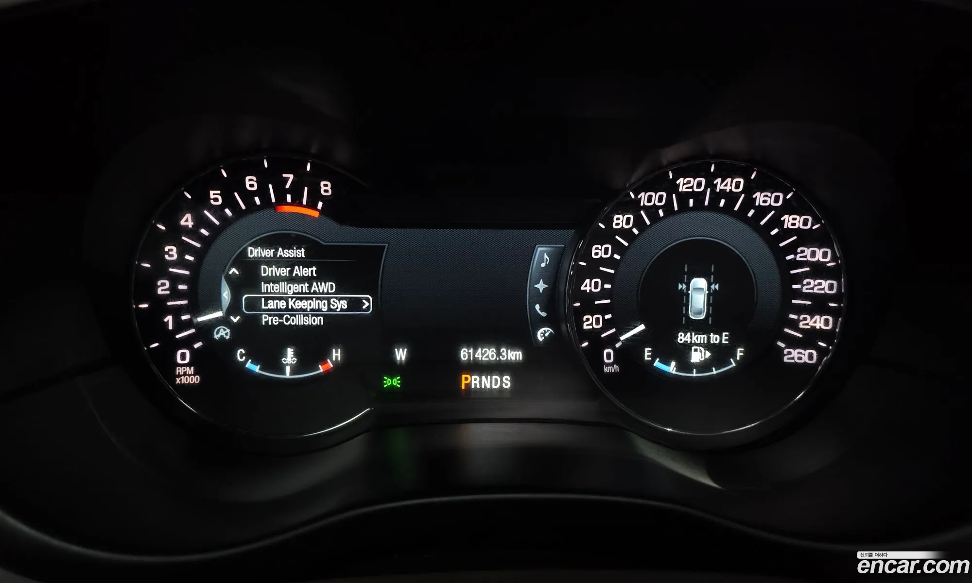 Lincoln MKC 2017 5LMCJ3D95HUL15281 — 18