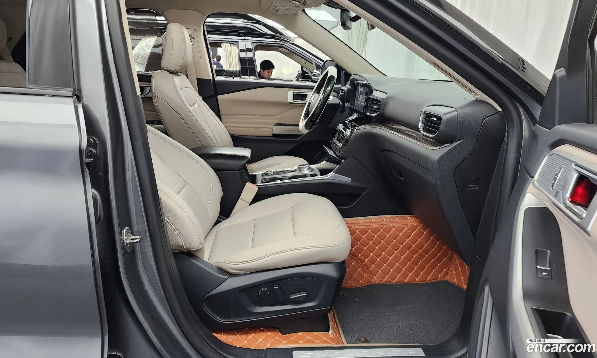 Ford Explorer 6th Gen 2021 1FMSK8FH3MGA09489 — 11