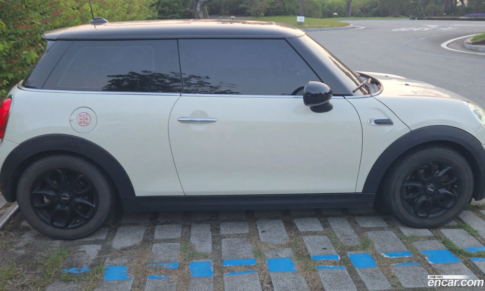 Mini Cooper D 2015 — 4