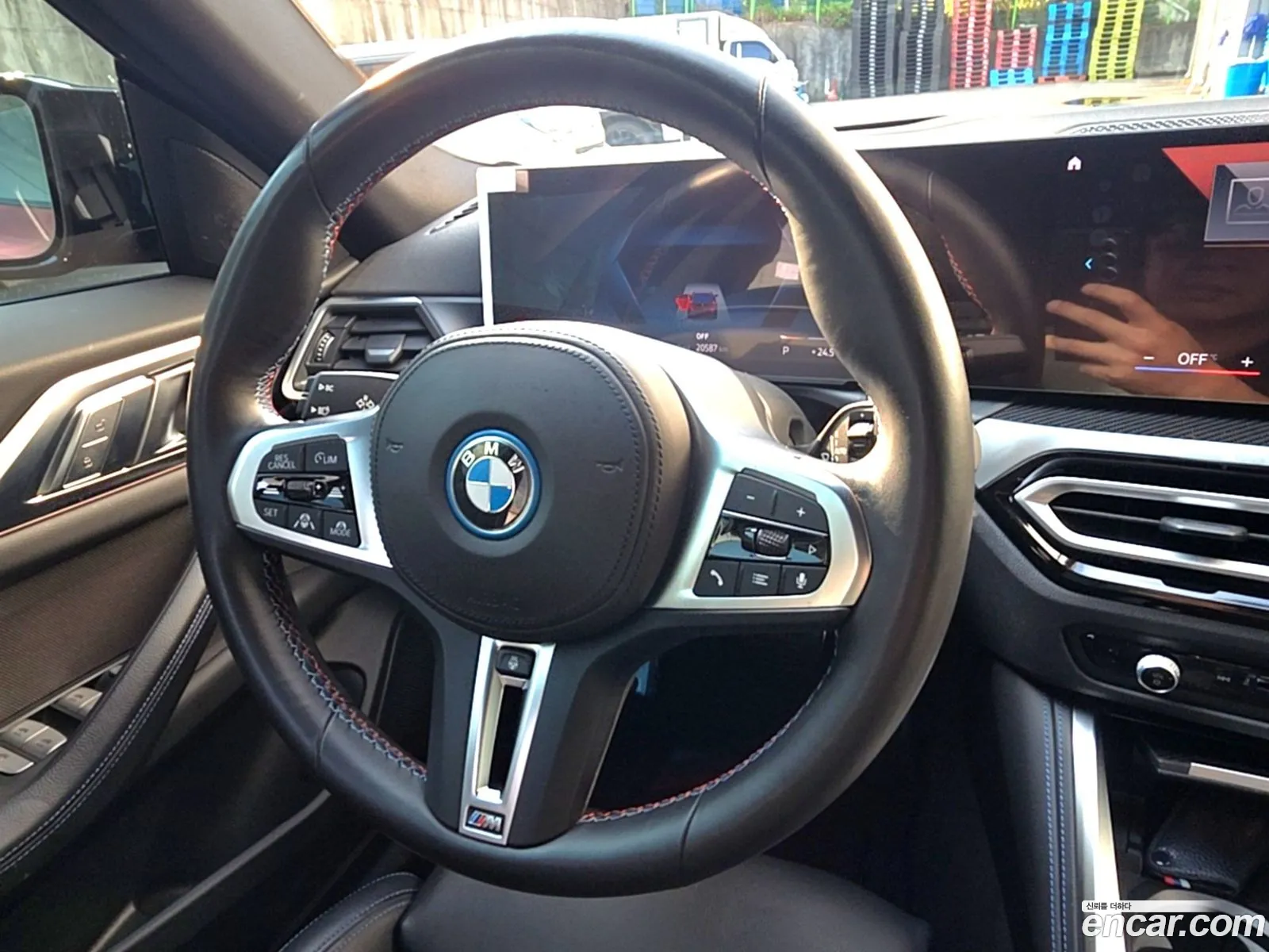 BMW i4 2023 — 8