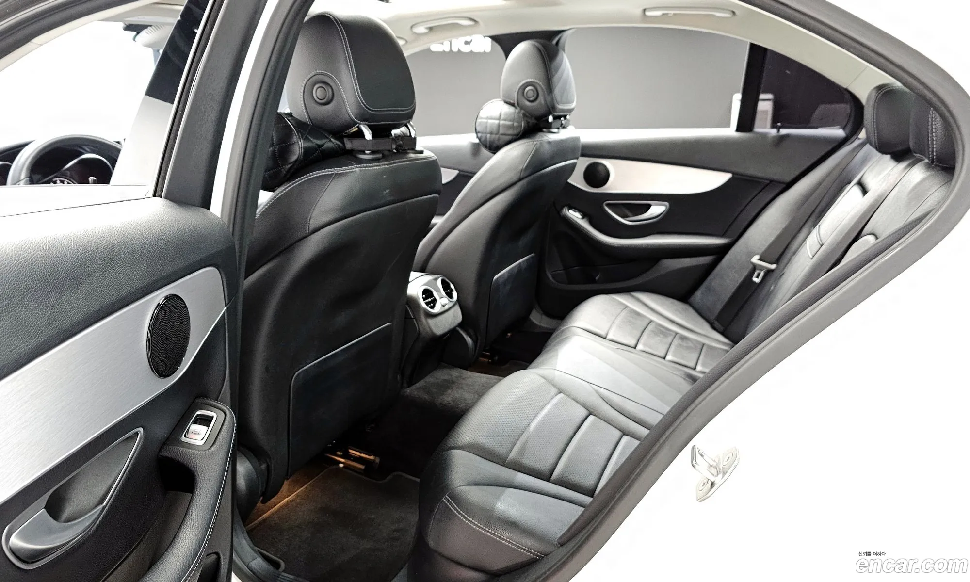 Mercedes-Benz C-Class W205 2017 — 8