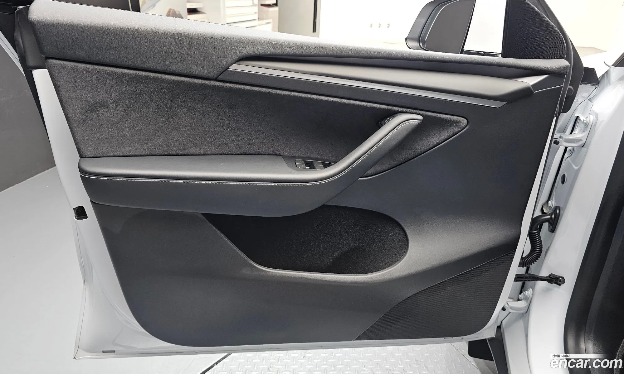 Tesla Model Y 2024 — 5