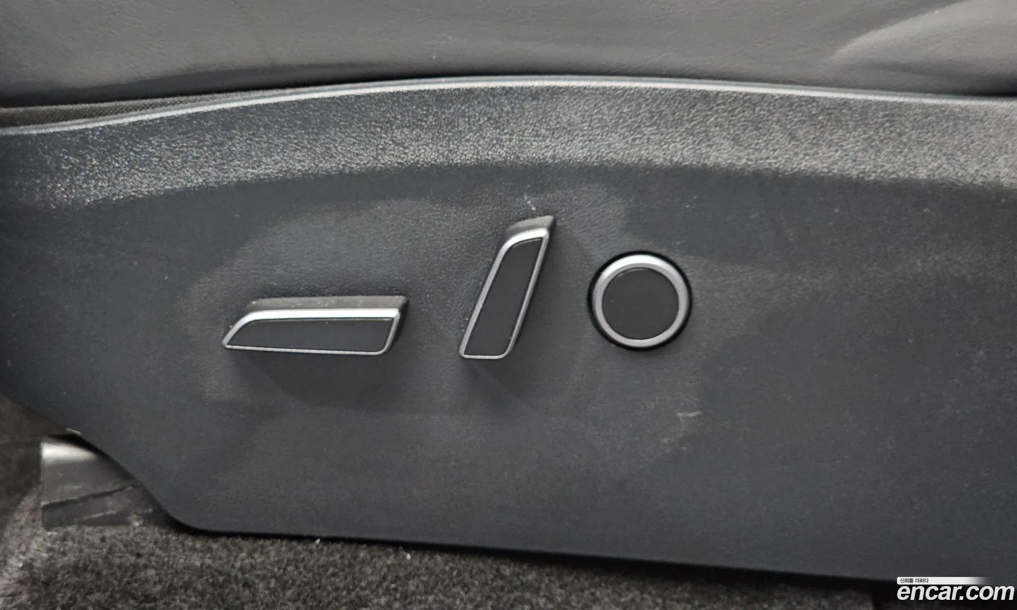 Tesla Model Y 2024 — 15