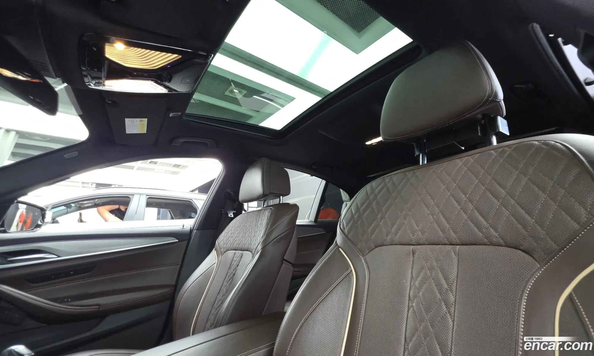 BMW 5 Series 2019 — 12