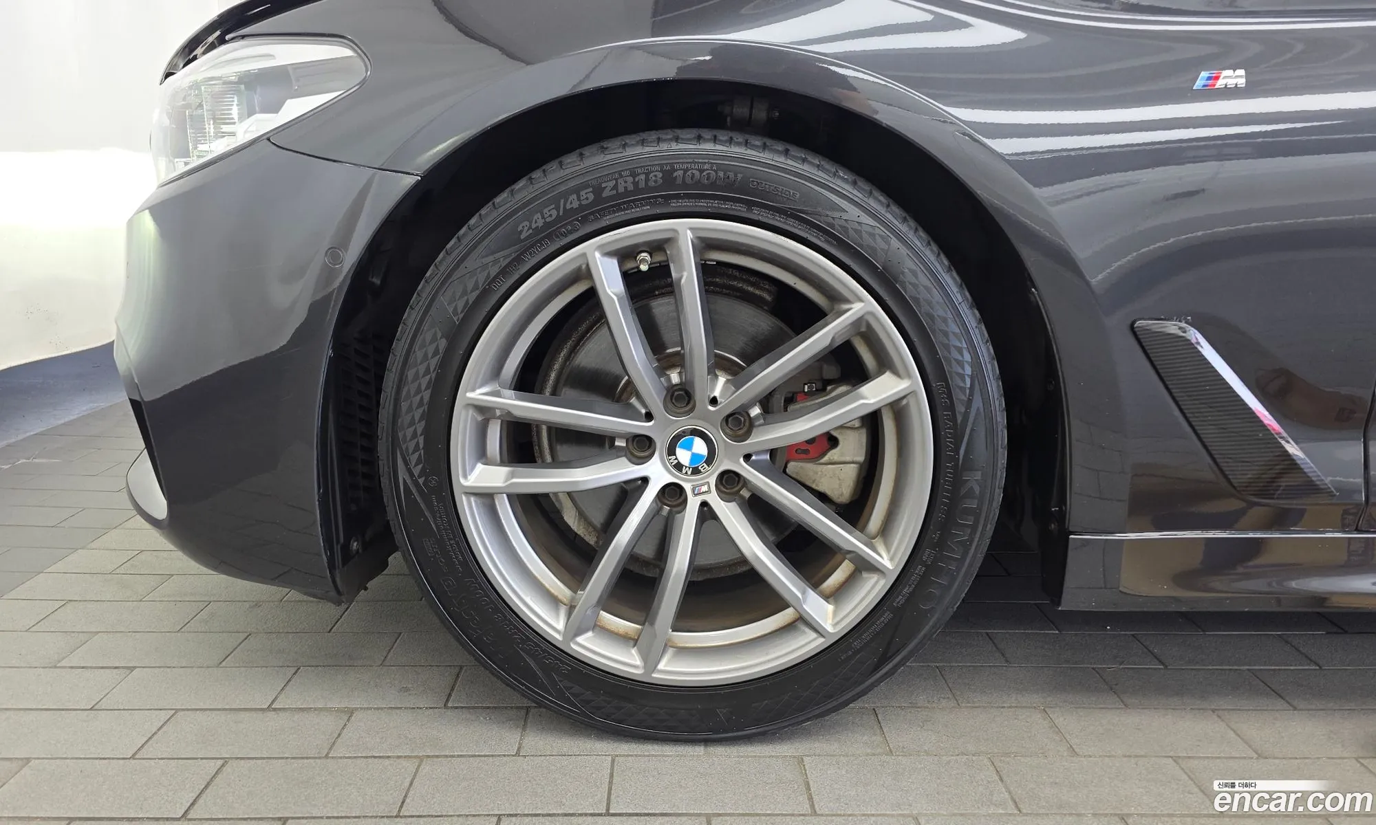 BMW 5 Series 2019 — 3
