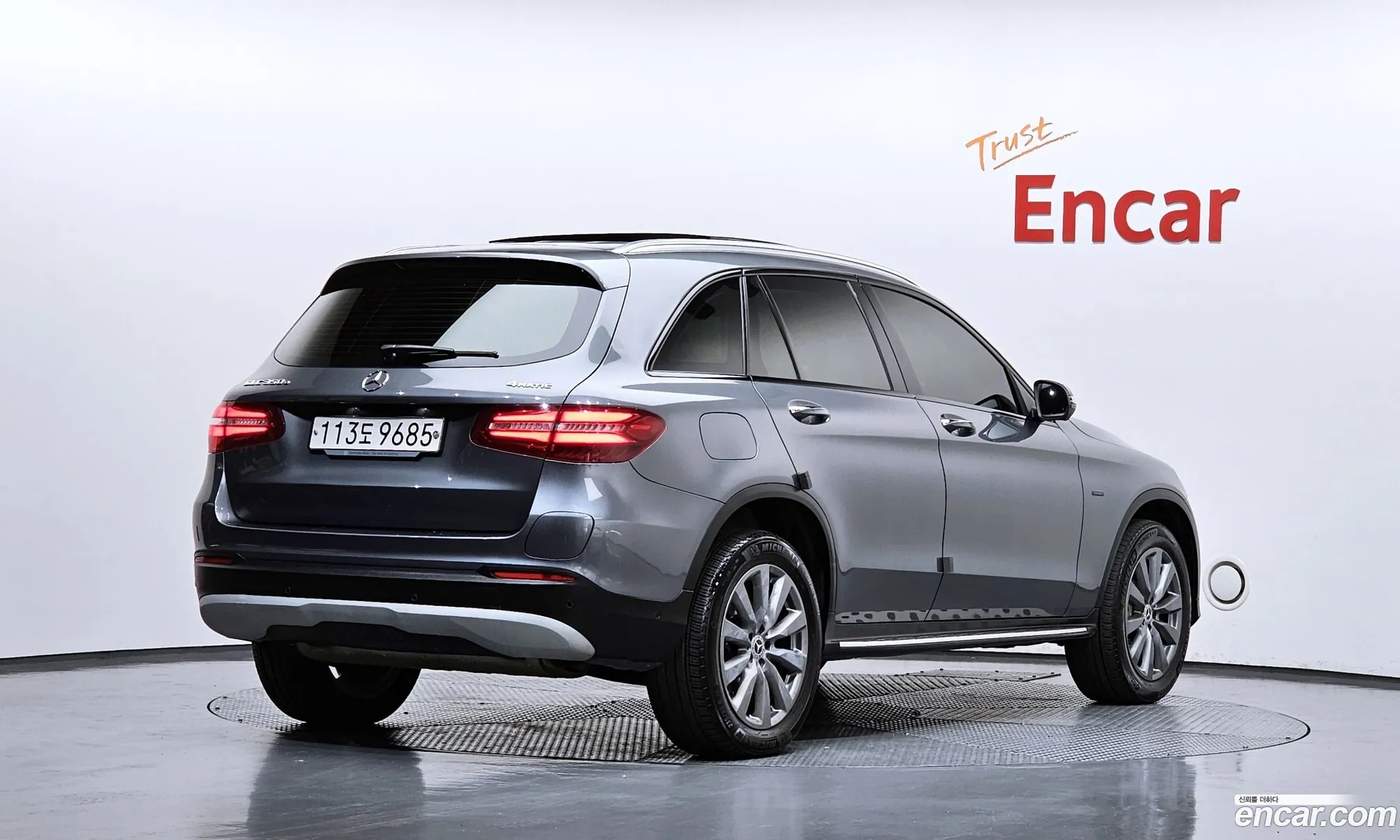 Mercedes-Benz GLC-Class X253 2018 — 13