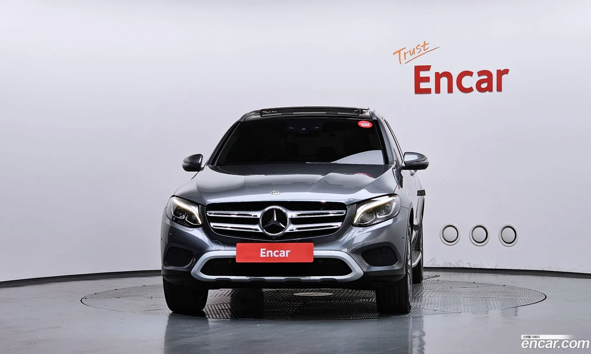 Mercedes-Benz GLC-Class X253 2018 — 25