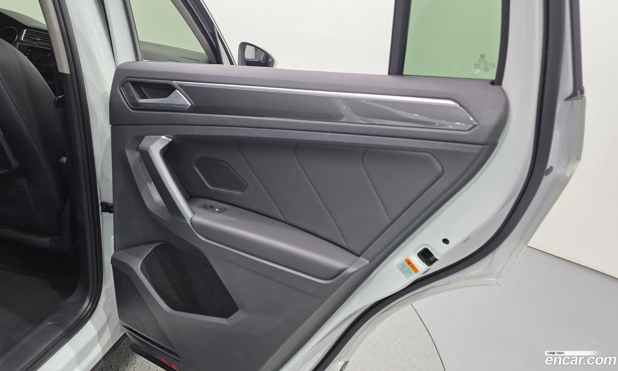 Volkswagen Tiguan 2020 — 26