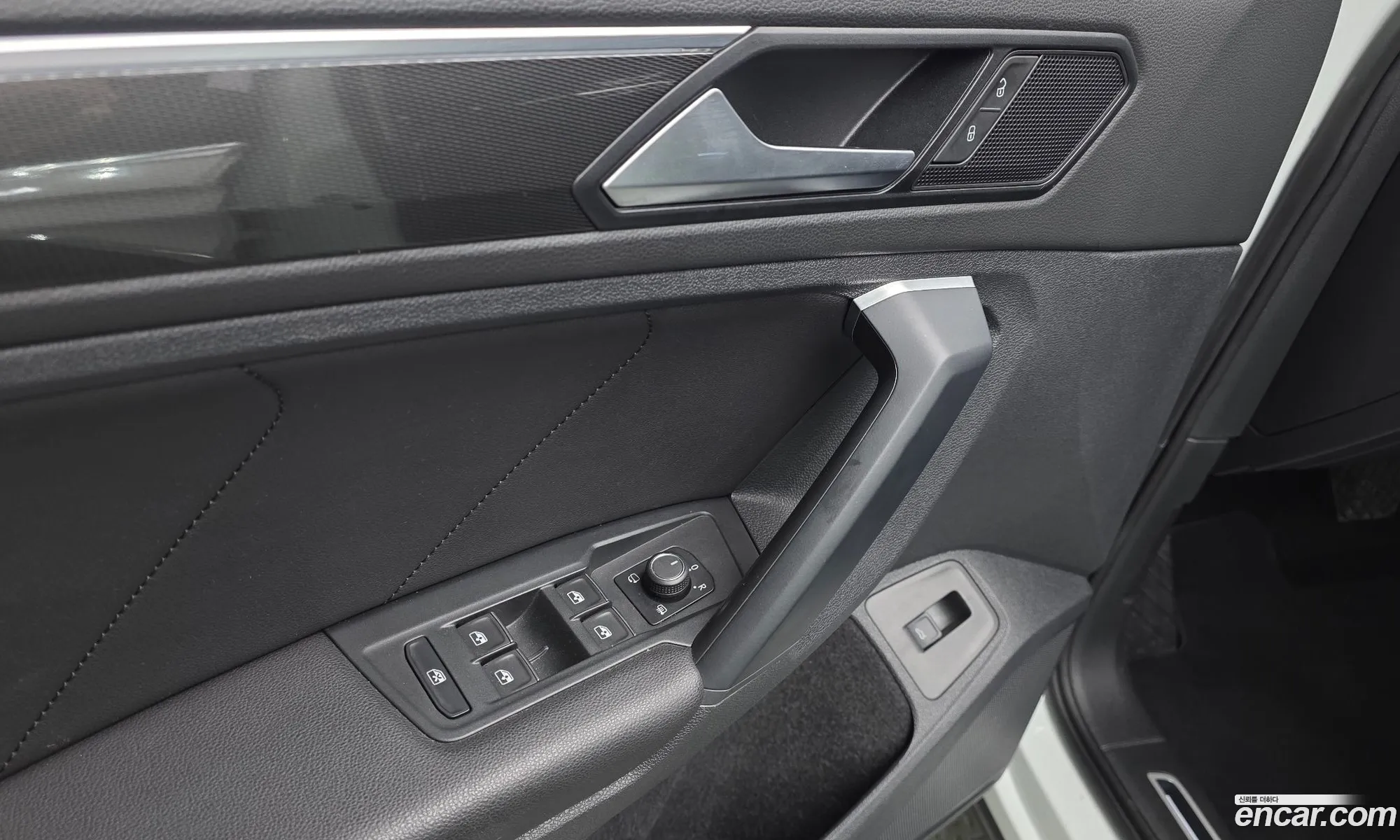 Volkswagen Tiguan 2020 — 17