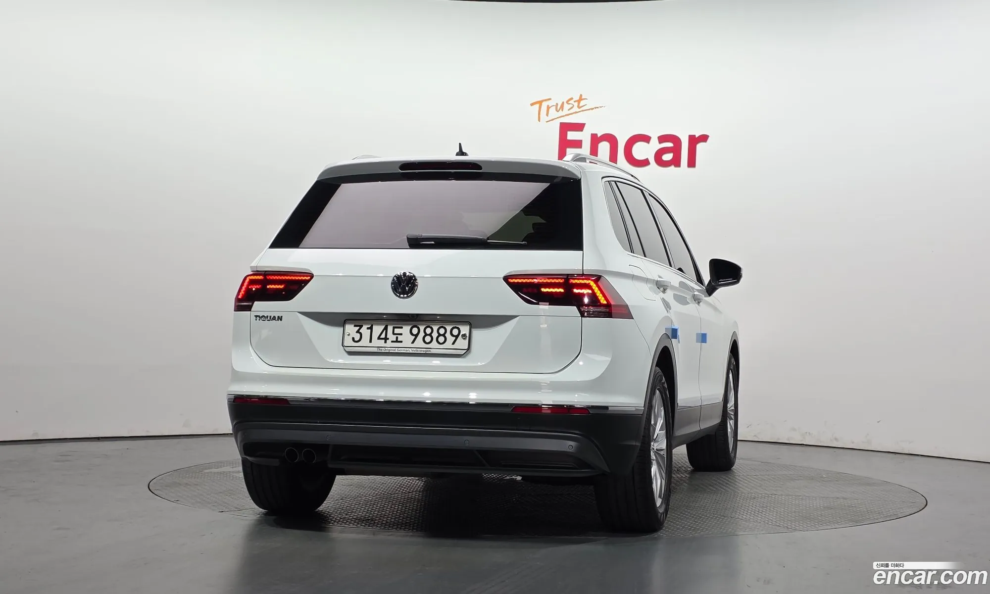 Volkswagen Tiguan 2020 — 18