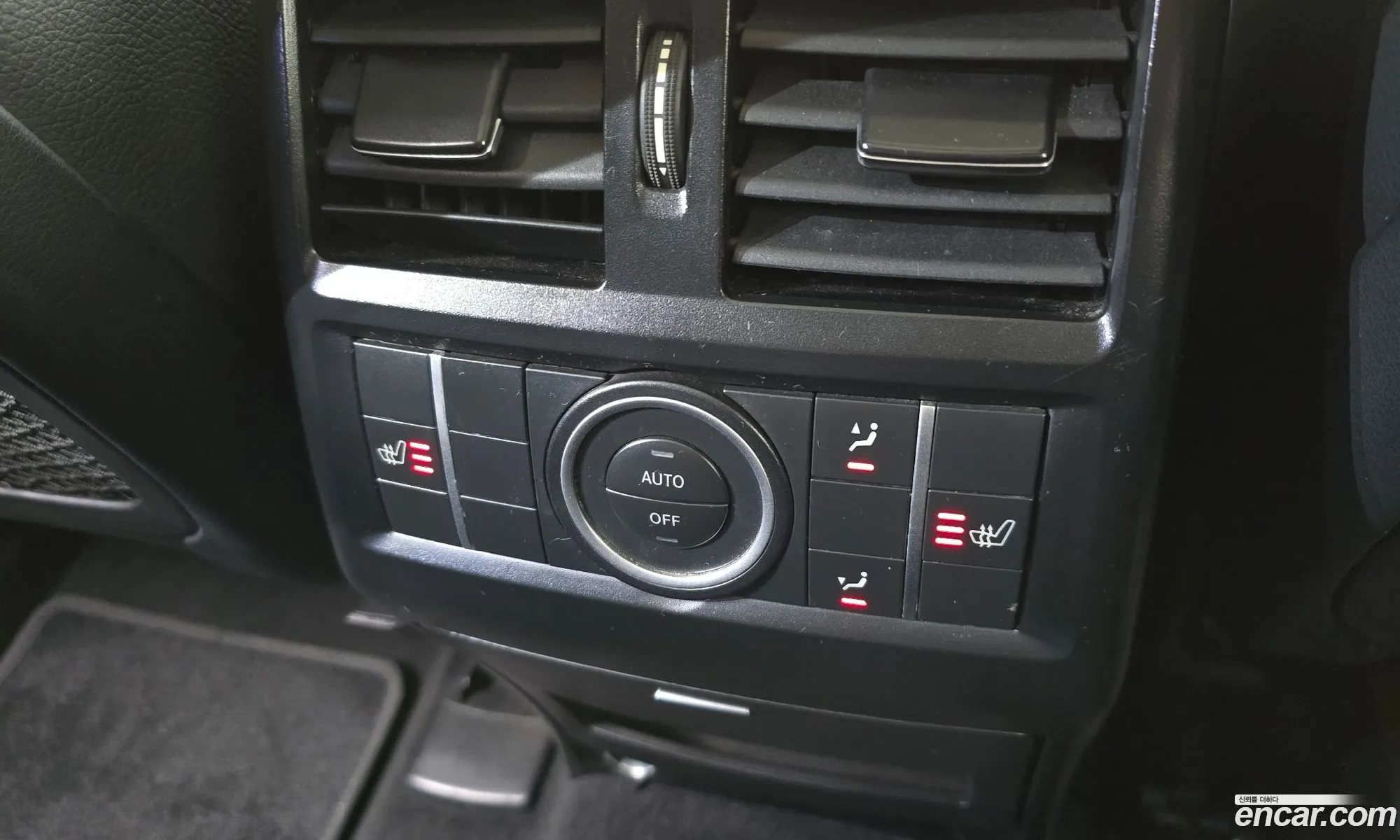 Mercedes-Benz M-Class W166 2012 — 19