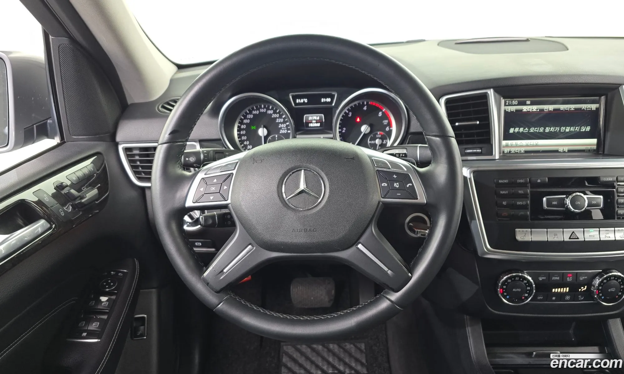 Mercedes-Benz M-Class W166 2012 — 20