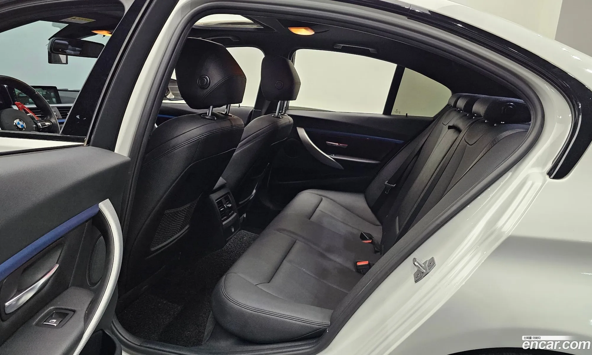 BMW 3 Series 2017 WBA8A9108HK882938 — 27