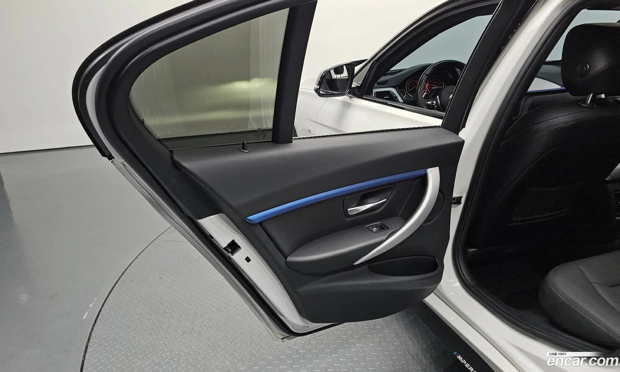 BMW 3 Series 2017 WBA8A9108HK882938 — 18