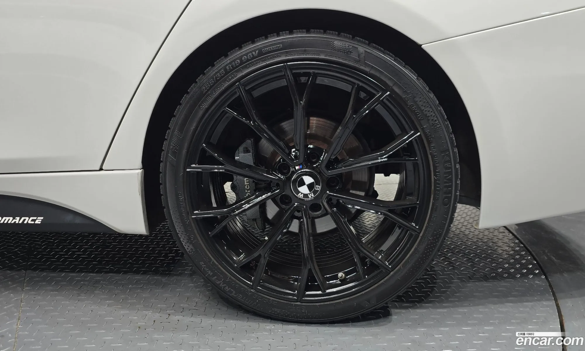 BMW 3 Series 2017 WBA8A9108HK882938 — 16