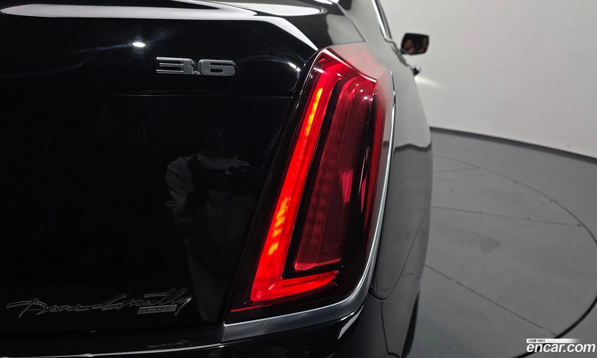 Cadillac CT6 2018 — 33