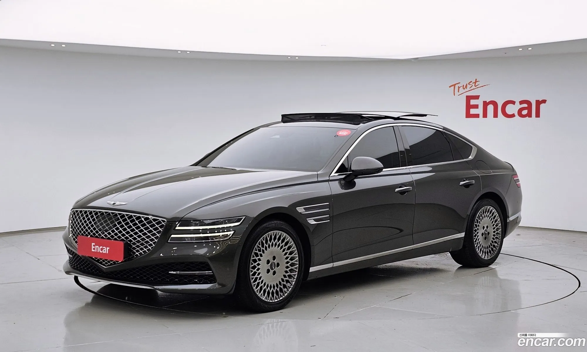 Genesis G80 2023 — 2