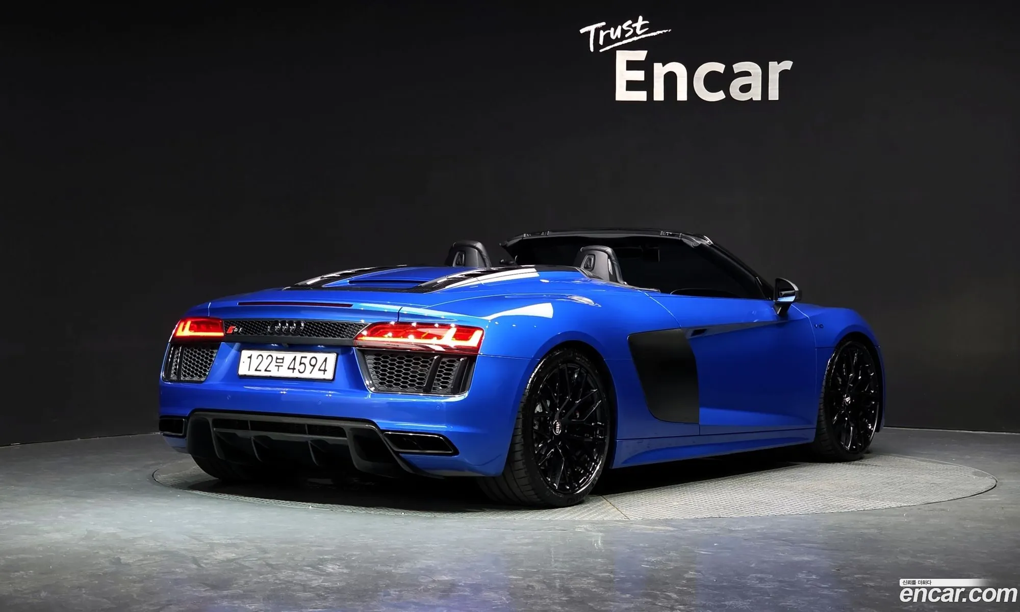 Audi R8 2017 WUARNDFXXH7904139 — 7