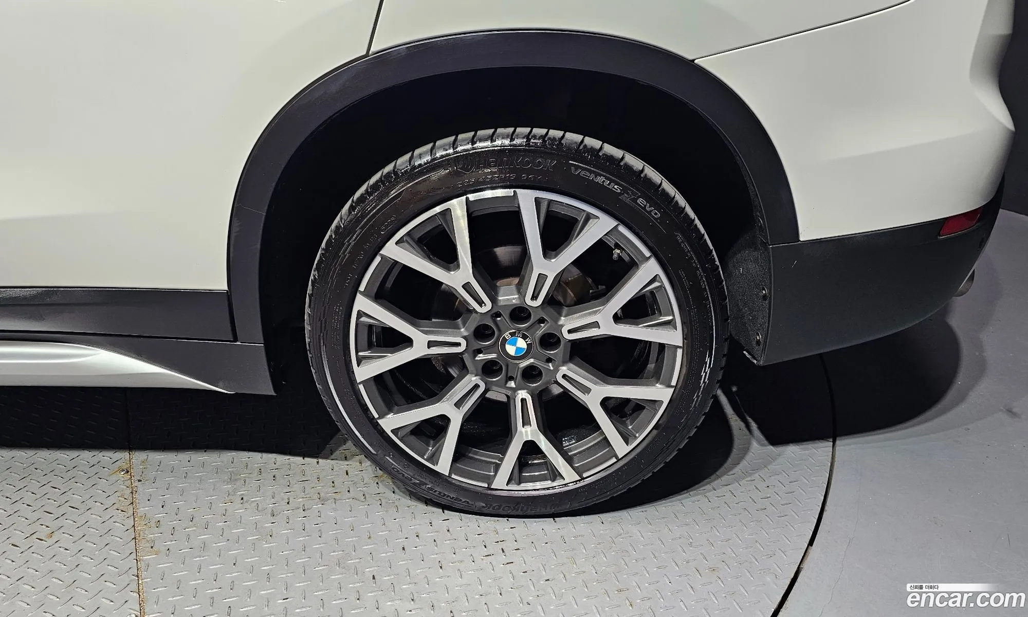 BMW X1 2022 WBA11DG09N5V28268 — 16