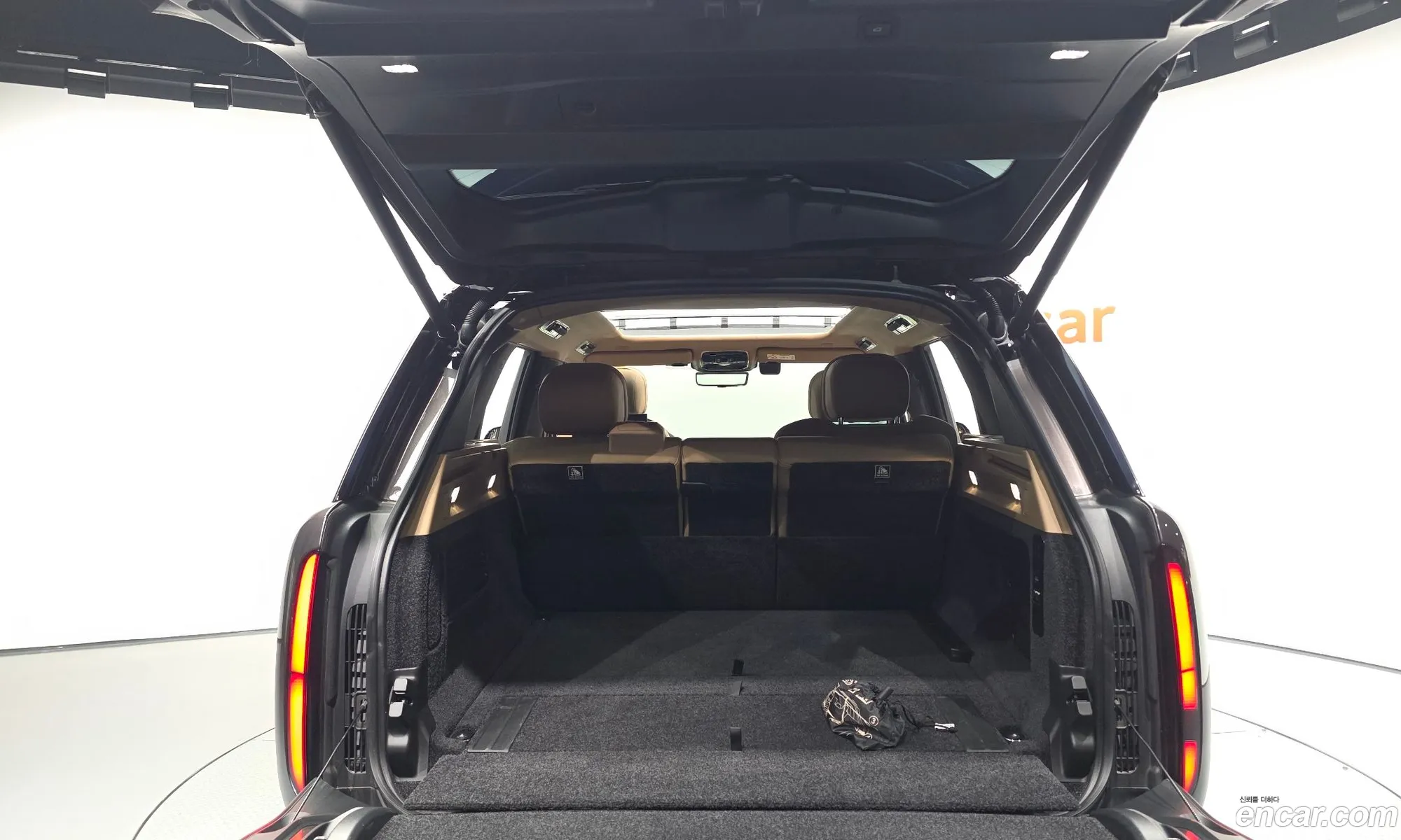 Land Rover Range Rover 2023 SSALKA9B72PA03065 — 10
