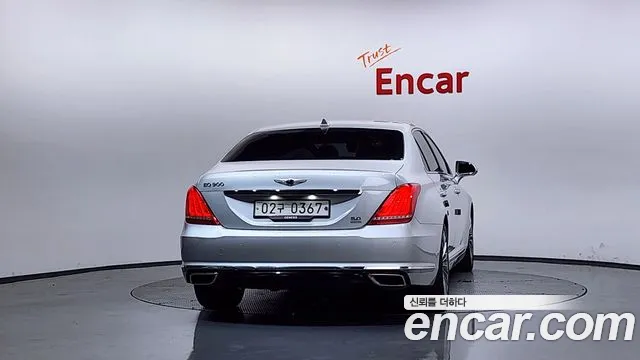 Genesis EQ900 2016 — 3