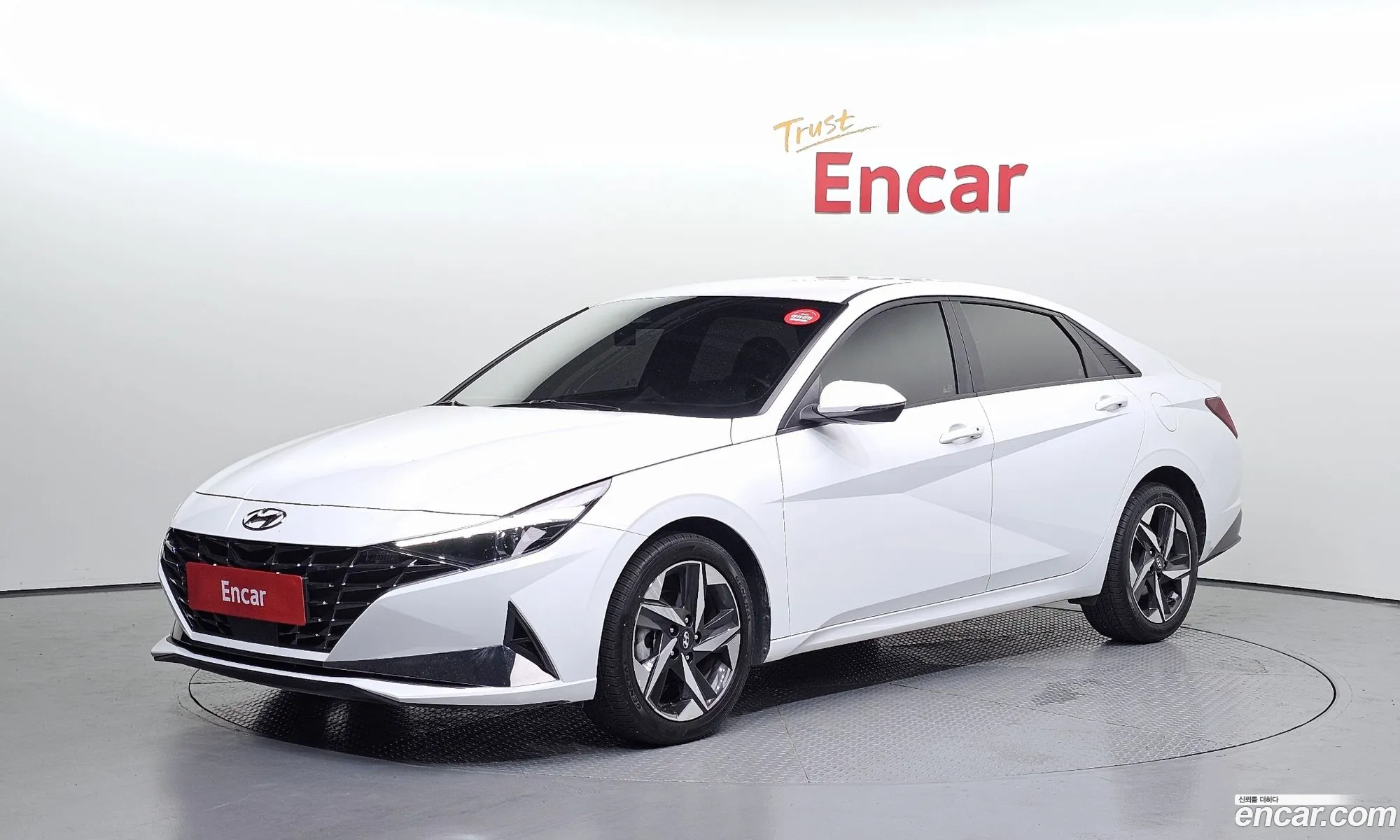 Hyundai Elantra 2020 — 2