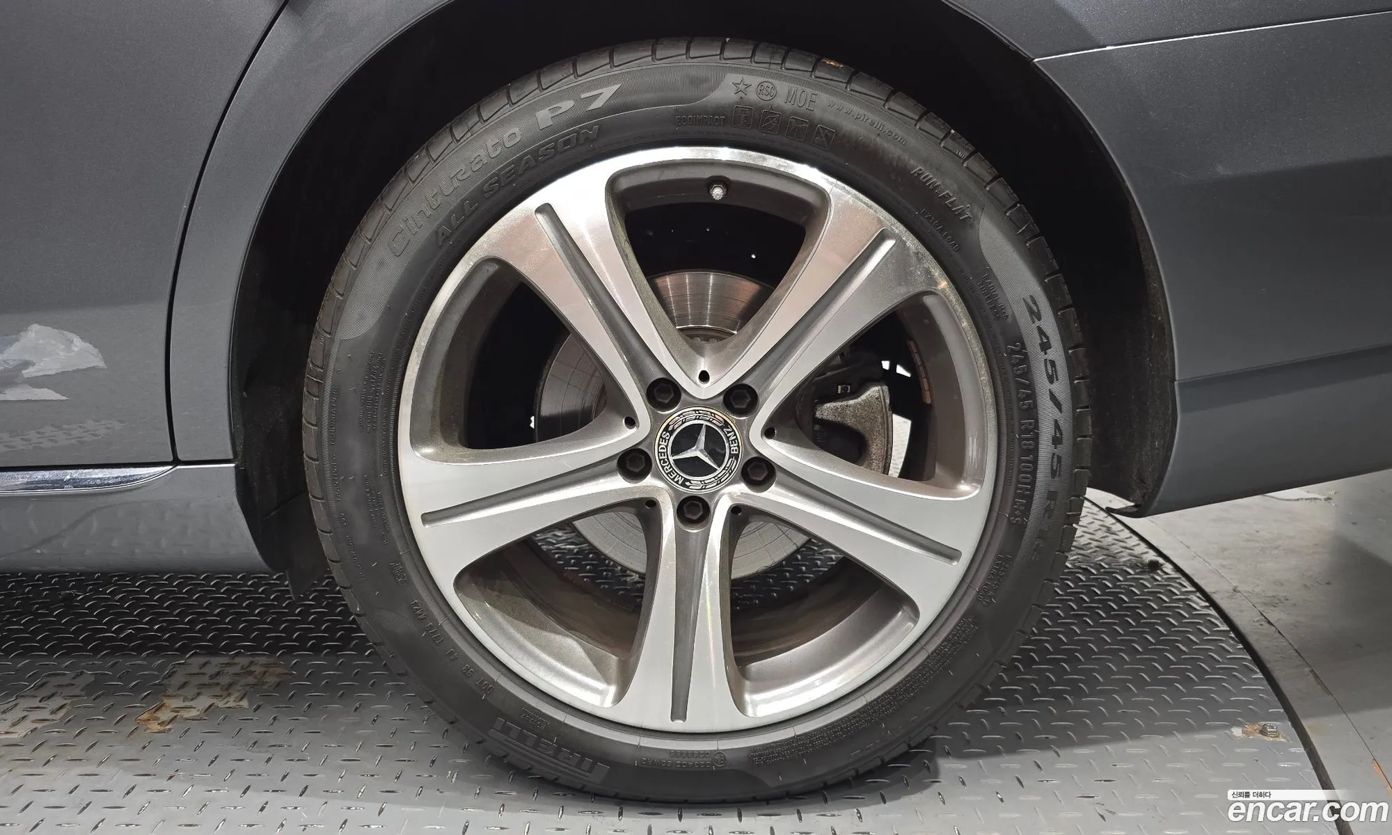 Mercedes-Benz E-Class W213 2017 WDDZF4KB3HA277247 — 10