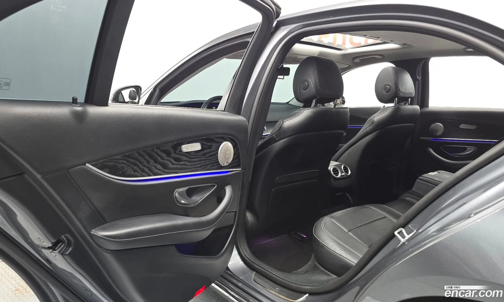 Mercedes-Benz E-Class W213 2017 WDDZF4KB3HA277247 — 21